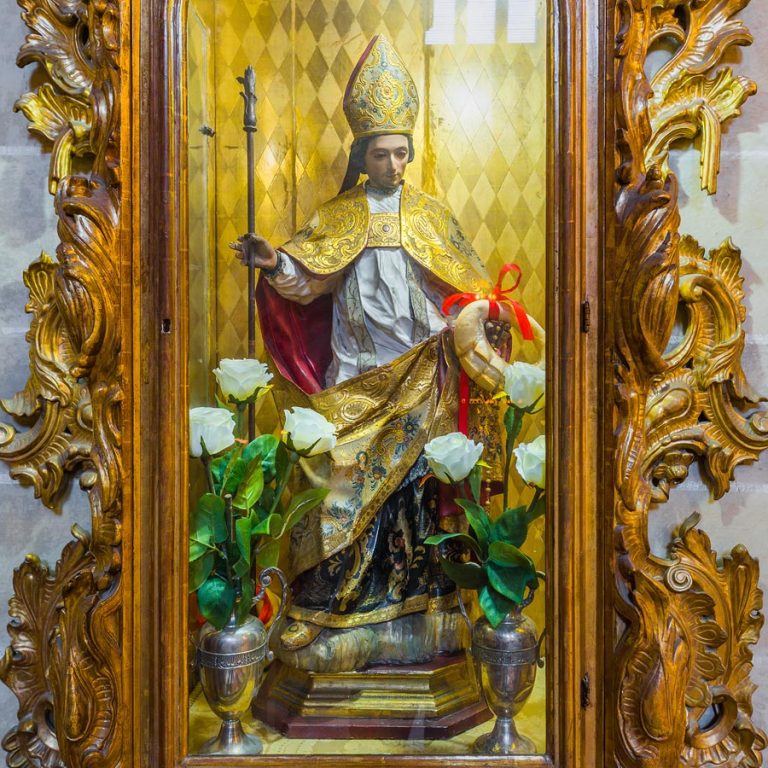 capilla-virgen-rosario-catedral-de-malaga-3